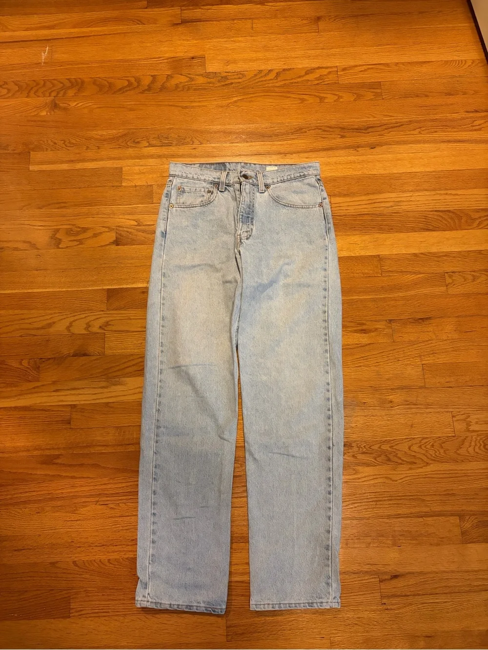 Vintage Made in USA Levi’s 550 Light Wash Jeans (32x32)